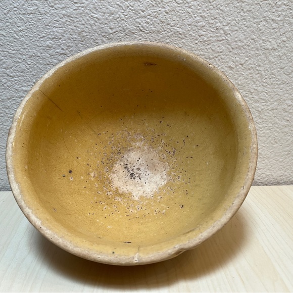 Antique Bowl. Large,Ceramic. Kitchen, Mixing. Yellow & Cream. Wabi Sabi. - Picture 4 of 5